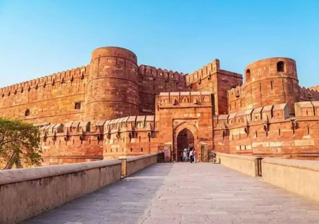 TAJ MAHAL TOUR FROM DELHI BY TRAIN